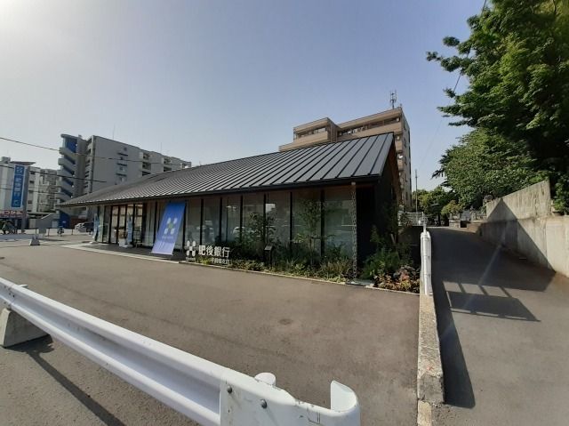 近くの銀行まで1,700m（徒歩22分）