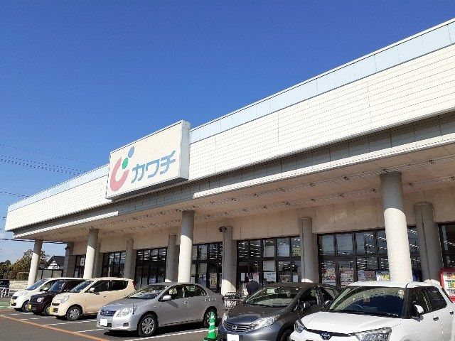 近くのカワチ　小山東店まで750m（徒歩10分）