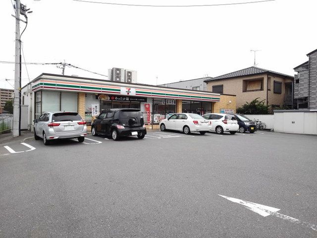 近くのセブンイレブン博多上牟田2丁目まで500m(徒歩7分)