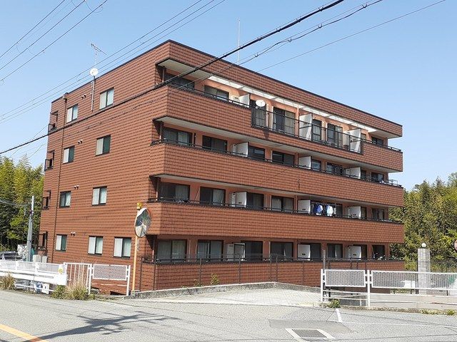 サンスコーレ弐番館の外観画像