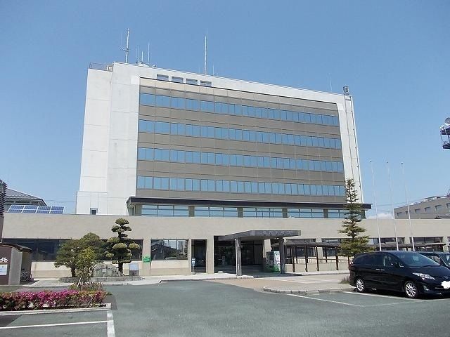 近くの磐田市役所まで1,000m（徒歩13分）