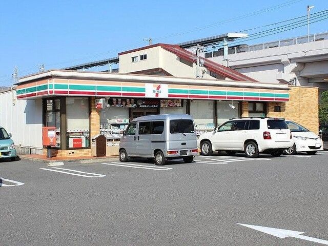 近くのセブンイレブン唐津和多田用尺店まで350m（徒歩5分）
