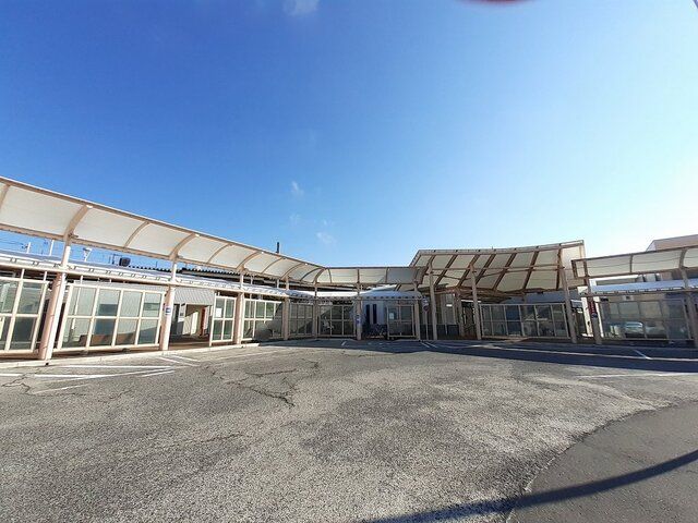 近くの越後線　白山駅まで1,100m（徒歩14分）