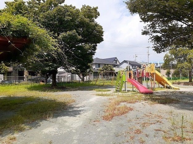 近くのといまや公園まで15m(徒歩1分)