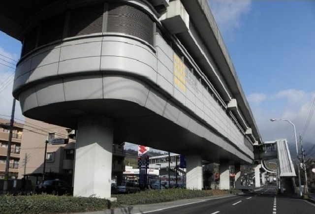 近くのアストラムライン　伴中央駅まで1,300m（徒歩17分）