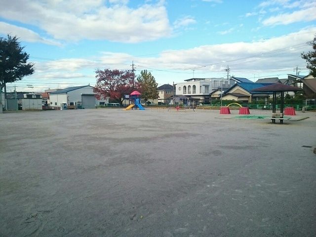 近くの東山公園まで50m(徒歩1分)