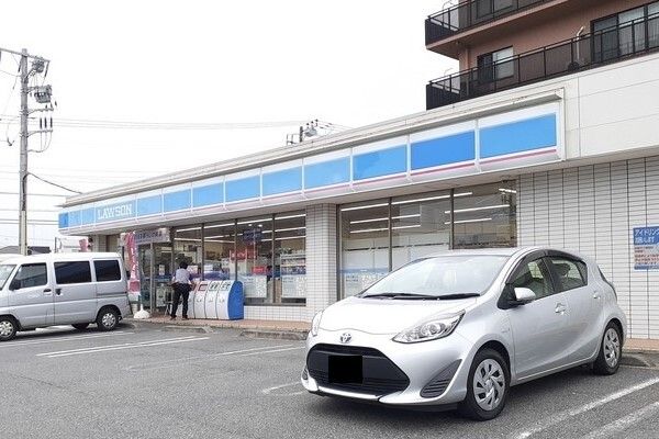近くのローソン西船六丁目店まで500m（徒歩7分）