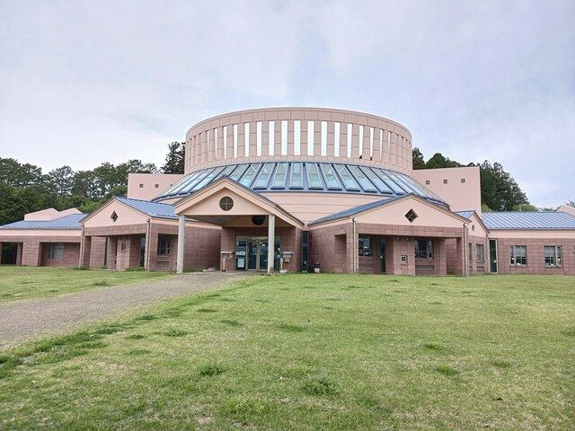 近くの水戸市立西部図書館まで619m(徒歩8分)