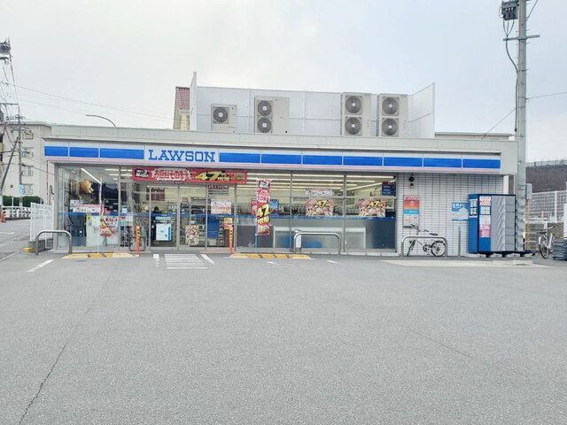 近くのローソン福岡南庄1丁目店まで450m(徒歩6分)