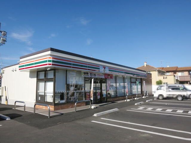 近くのセブンイレブン 岡崎矢作町店まで800m(徒歩10分)