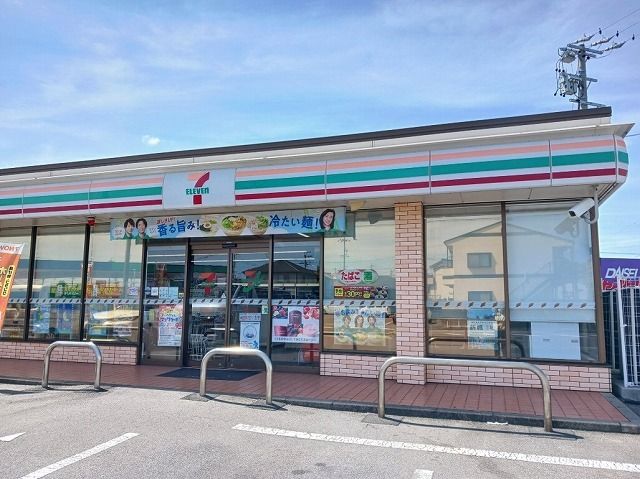 近くのセブンイレブン碧南荒居町店まで530m(徒歩7分)