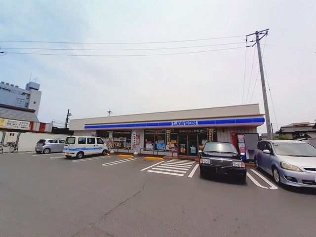 近くのローソン岡山伊島店まで80m(徒歩1分)
