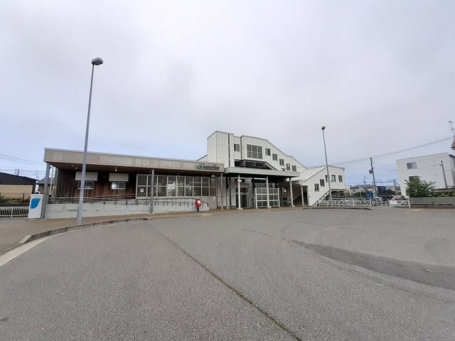 近くの内野西が丘駅まで730m(徒歩10分)