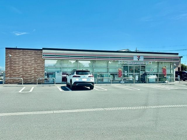 近くのセブンイレブン 上小林店まで1,600m(徒歩20分)