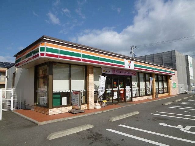 近くのセブンイレブン 王ノ瀬店まで210m(徒歩3分)