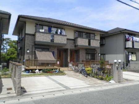 高山タウンハウス B棟の外観画像
