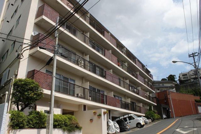 山手町マンションの外観画像