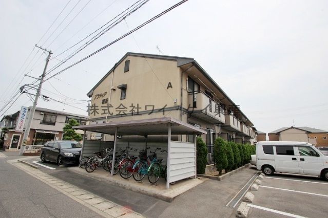 プラティア板谷A棟(カラーズ)の外観画像