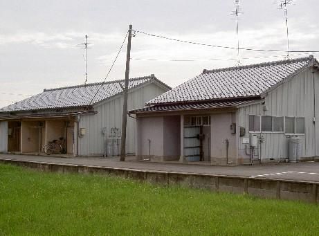 山甚ホームの外観画像