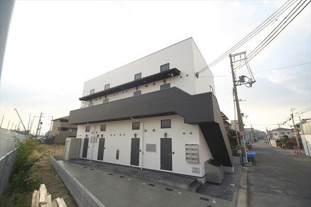 グラードサイトの外観画像