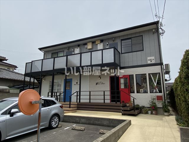 ファミーユ華の外観画像