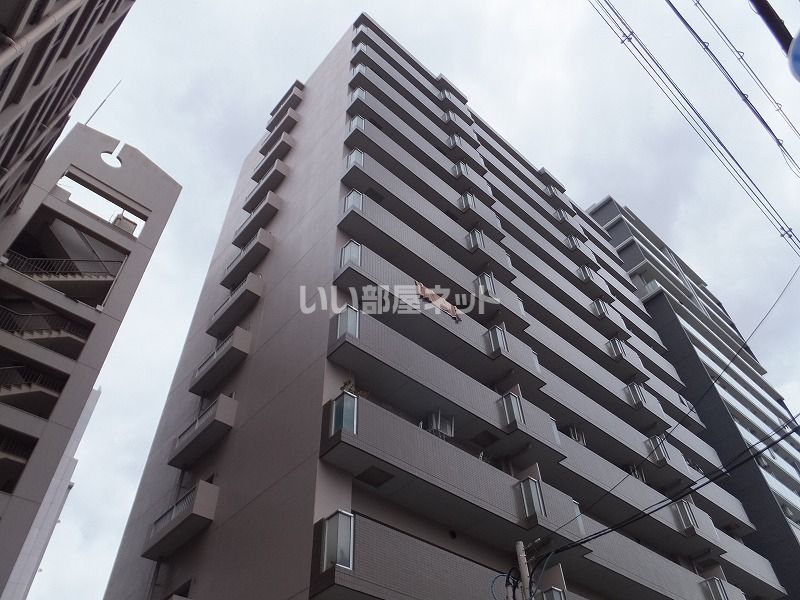 アビタシオン西なんばの外観画像