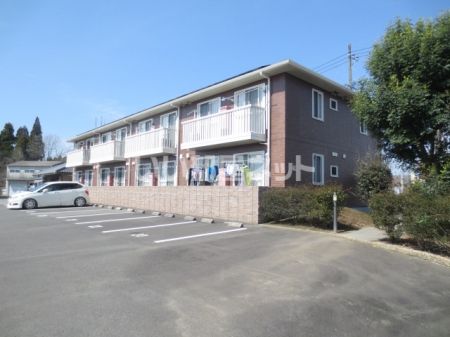 カルフール玉利の外観画像