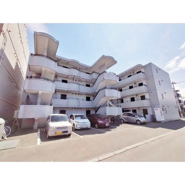 テラ元町の外観画像