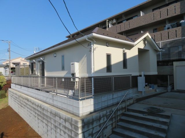 岸根公園レジデンス1号棟の外観画像