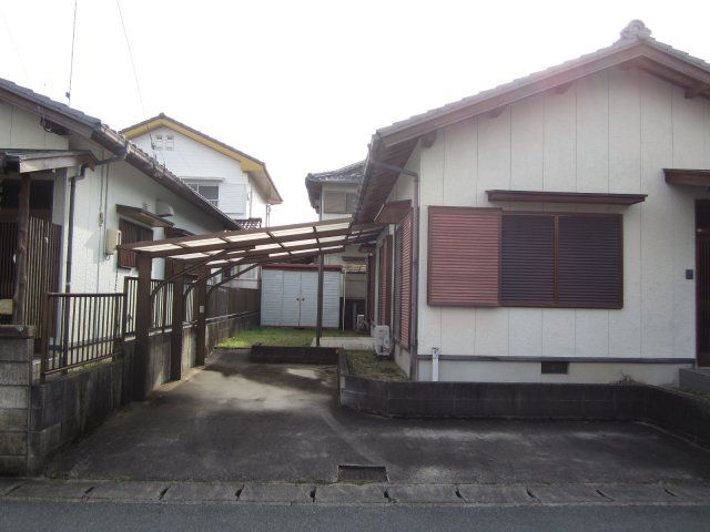 石田借家の外観画像