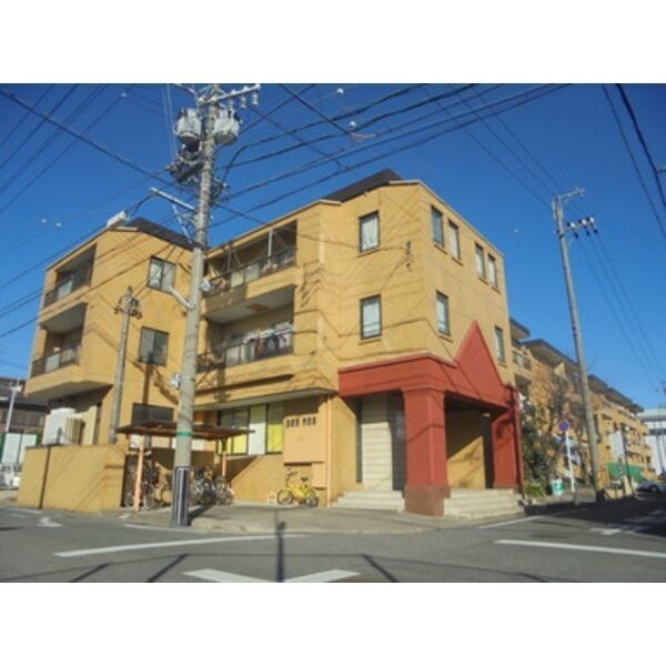 ファミール柴田A・B・C棟の外観画像