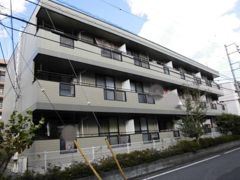 ファミリーカーサの外観画像