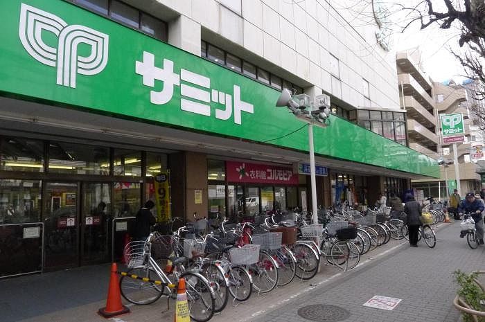 近くに施設あり