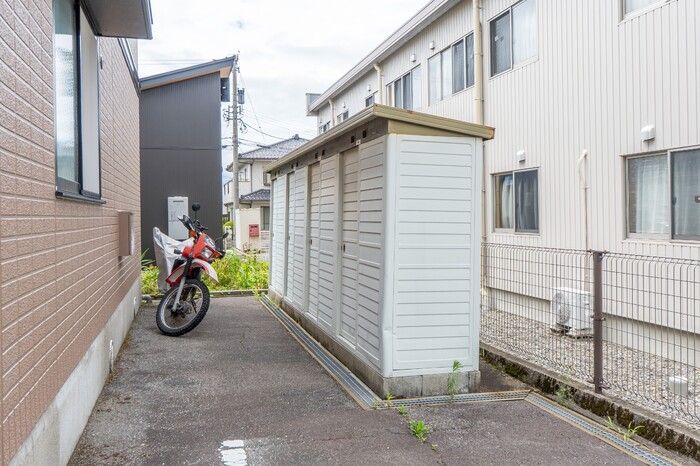 その他