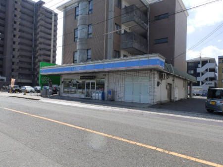 近くのローソン 福山松永町店まで324m（徒歩5分）