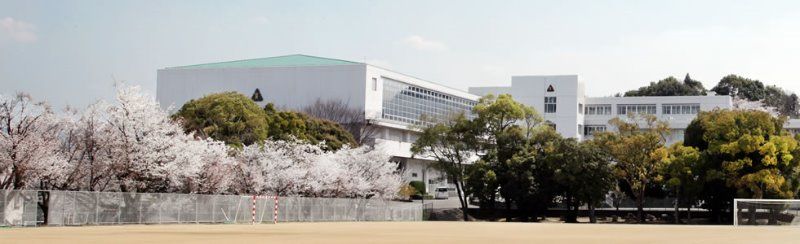 近くの久留米大学附設 中学校・高等学校まで1,370m（徒歩18分）