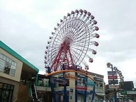 近くのチャチャタウンまで410m（徒歩6分）