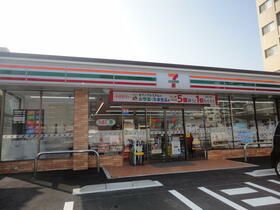 近くのセブンイレブン小倉砂津１丁目店まで43m（徒歩1分）