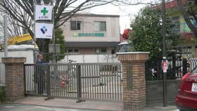近くの由井さゆり保育園(現在新築中、24年11月完成、現在はみなみまで1,016m(徒歩13分)