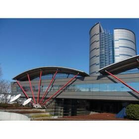 近くの首都大学東京図書館日野館まで1,728m(徒歩22分)