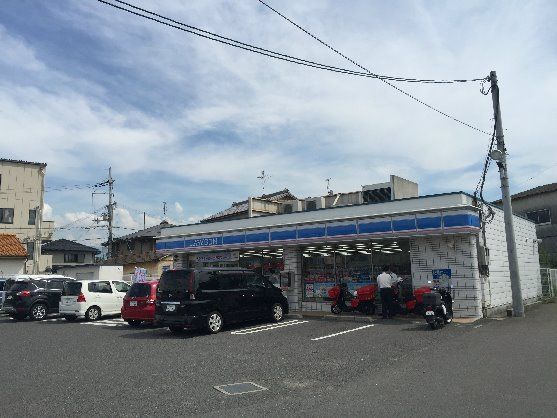 近くのローソン 岸和田池尻町店まで961m（徒歩13分）