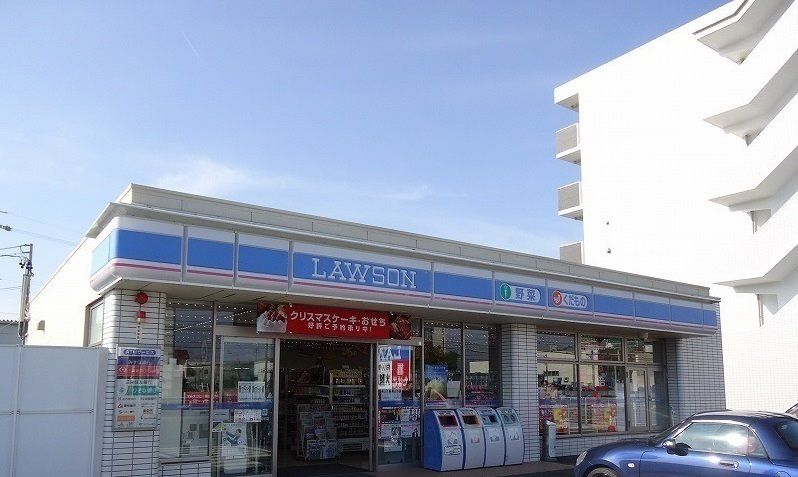 近くのコンビニまで867m（徒歩11分）