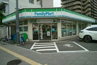 近くのファミリーマート京屋宿院店まで900m(徒歩12分)