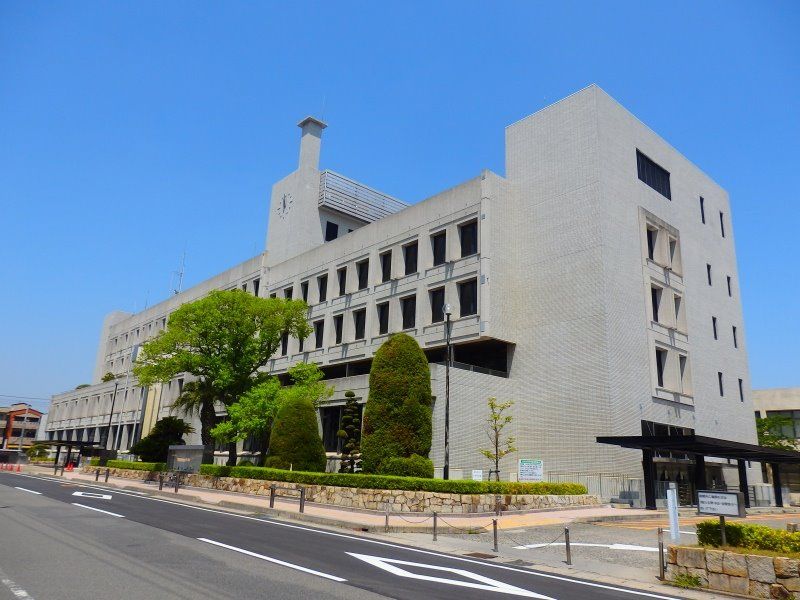 近くの桑名市役所まで812m(徒歩11分)