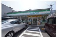 近くのファミリーマート高松藤塚町店まで210m（徒歩3分）