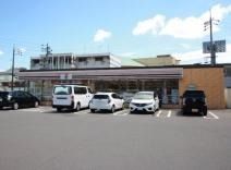 近くのセブン-イレブン下関競艇場前店まで480m(徒歩6分)