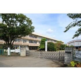 近くの蓮田市立蓮田中央小学校まで1,051m(徒歩14分)