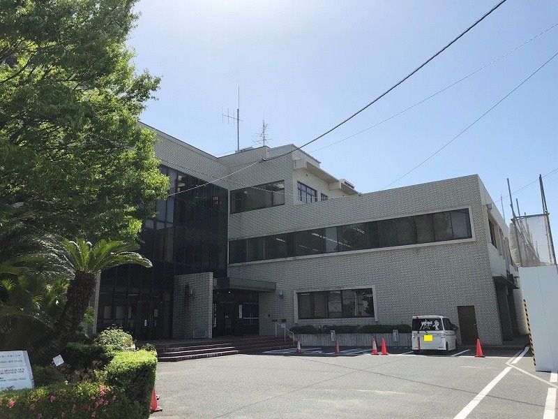 近くの弥富市役所まで511m(徒歩7分)