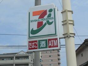 近くのセブンイレブン仙台通町２丁目店まで111m（徒歩2分）