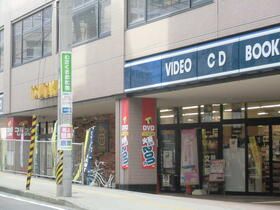 近くのＴＳＵＴＡＹＡ北仙台店まで609m（徒歩8分）